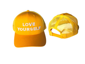 UNISEX TRUCKER HAT